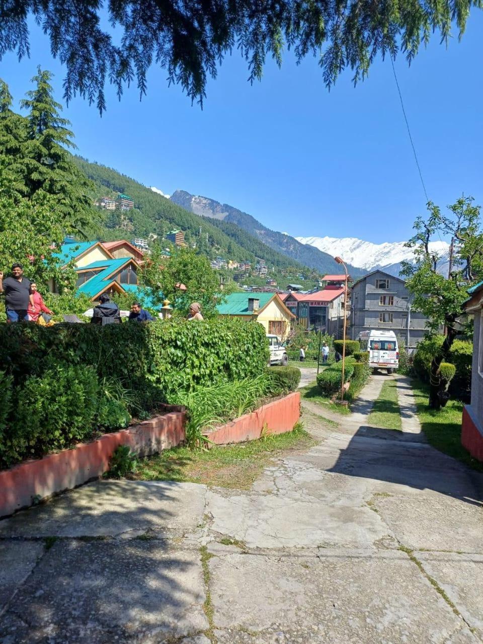 Rvd Hotels And Resorts Manali  Exterior photo