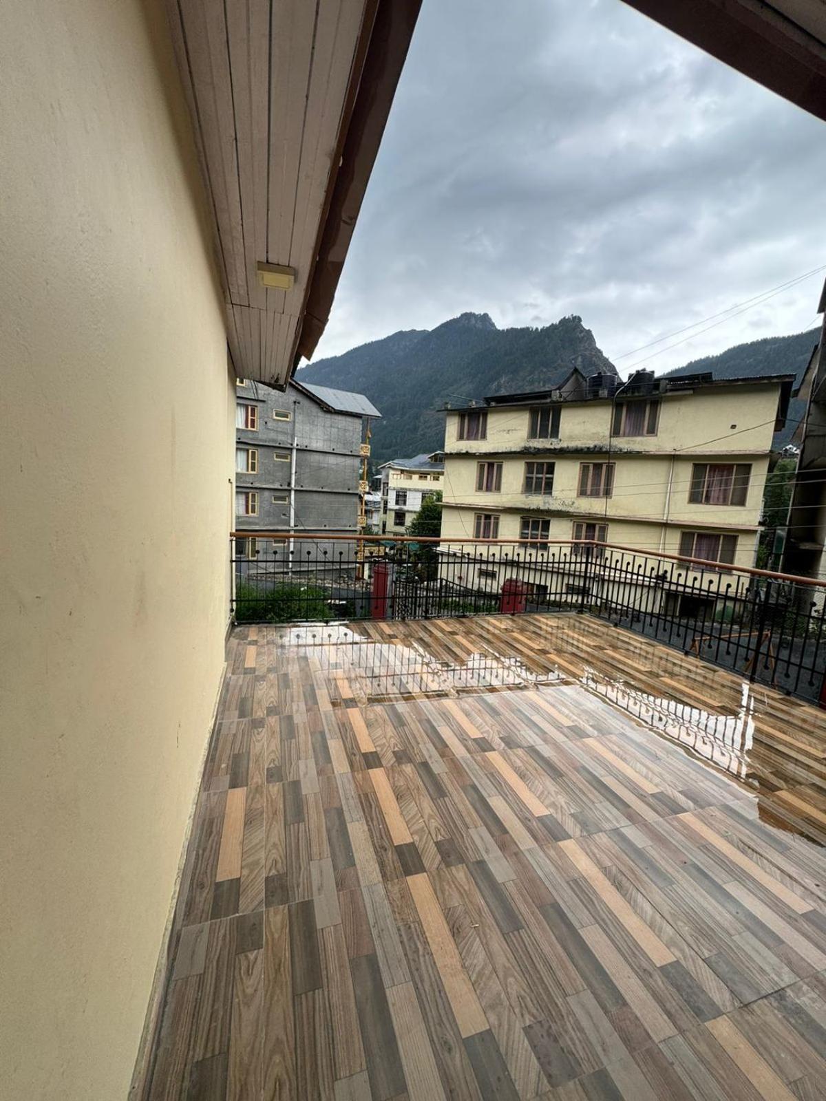 Rvd Hotels And Resorts Manali  Exterior photo