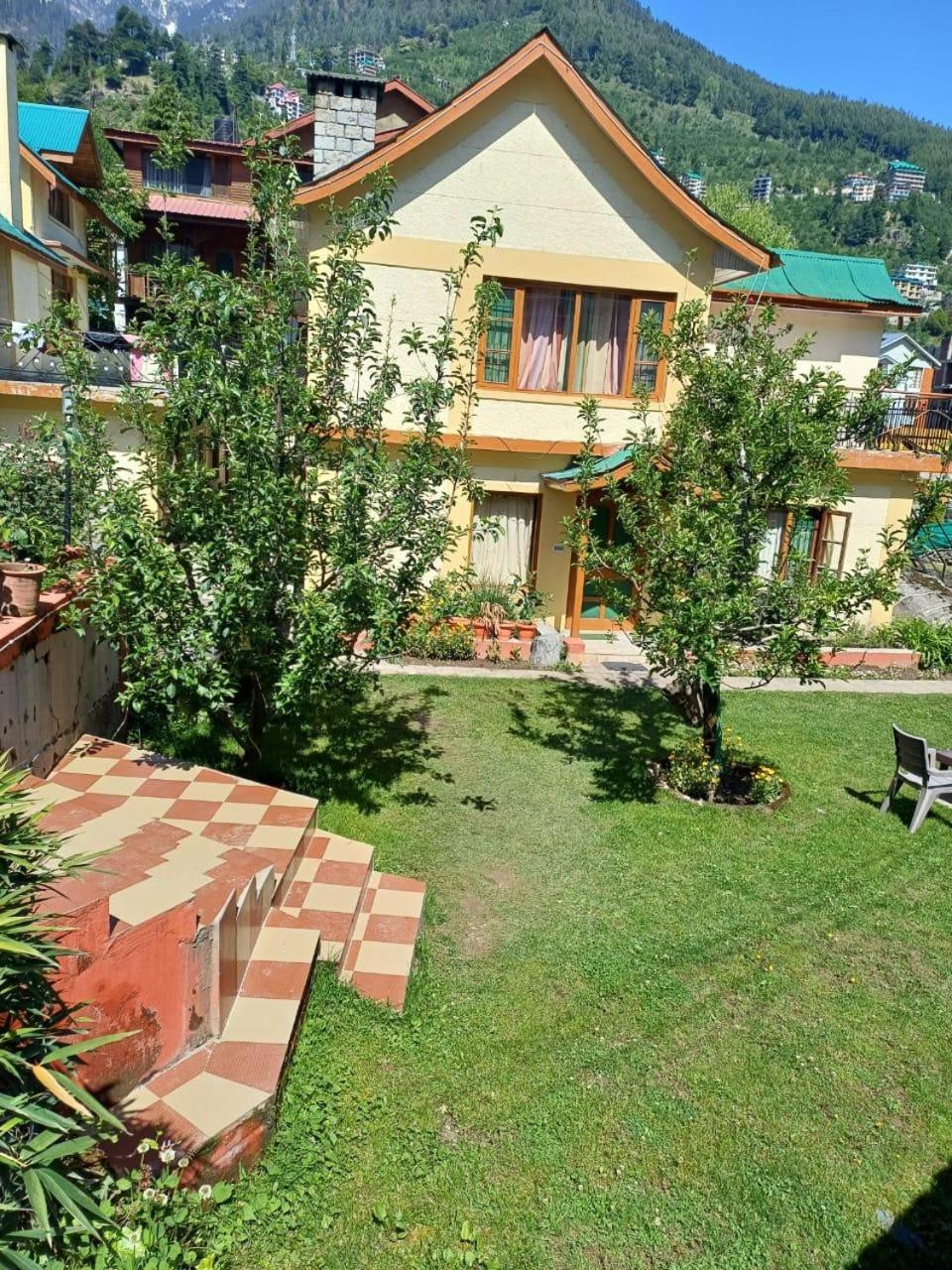 Rvd Hotels And Resorts Manali  Exterior photo